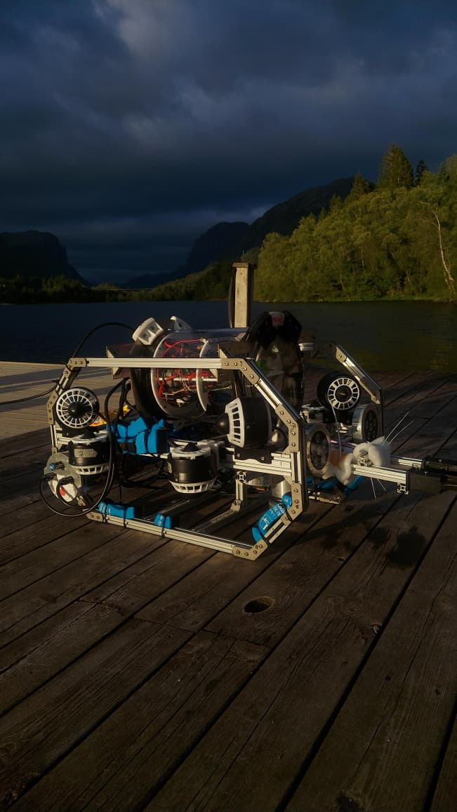 Project MIRA 2.0 AUV